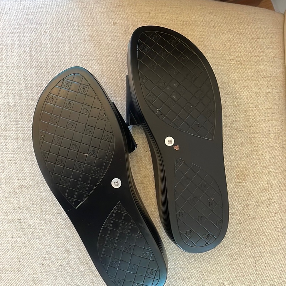 Like new!! Donald plainer slides!! Perfect condition